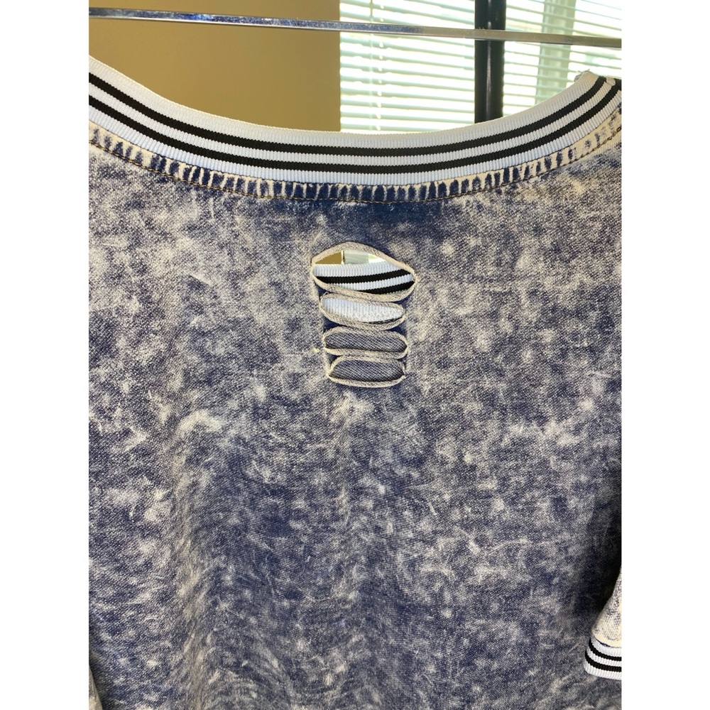 Plussize Top - Picture 5 of 8